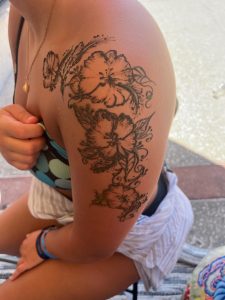 HENNA BODY ART FLOWERS SLEEVE Clearwater FL Pier 60 Henna Artist Jennifer Montgomery of CrazyFaces Face Painting and Body Art Philadelphia-Clearwater_ Tampa Bay- Key West -Chattanooga-Atlanta 610.764.0853